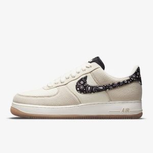 Alternative view of Giày Nike Paisley Swoosh